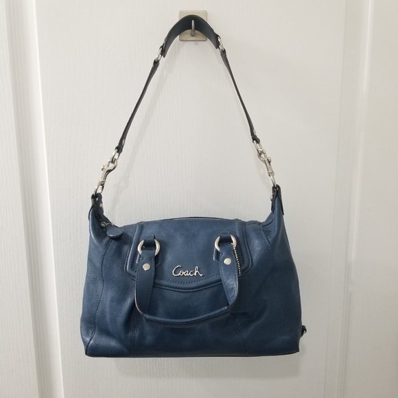 Coach Teal Shoulder Bag - Picture 2 of 7
